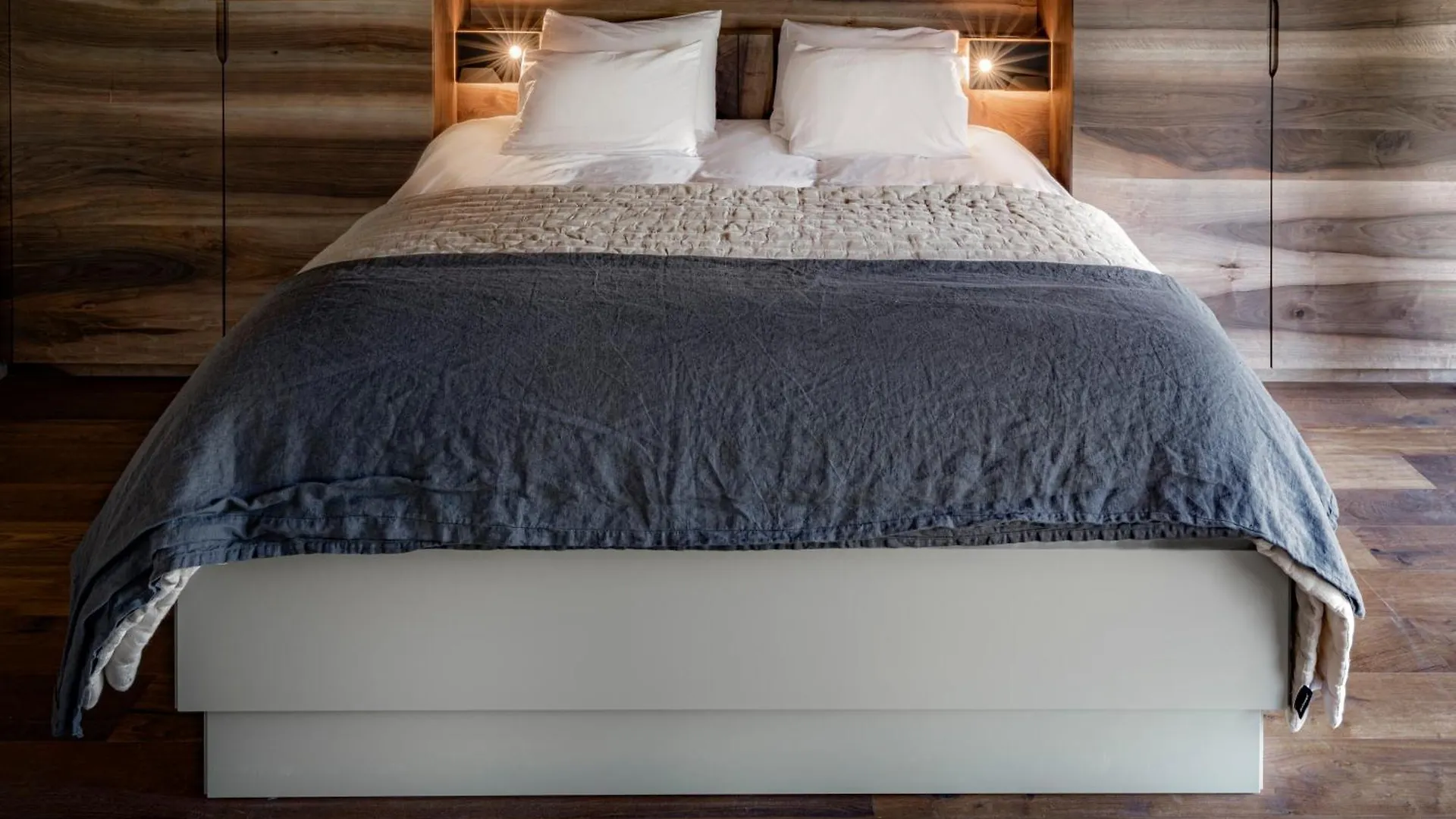 Chalet De 8 Chambres Megeve - 16 Personnes France