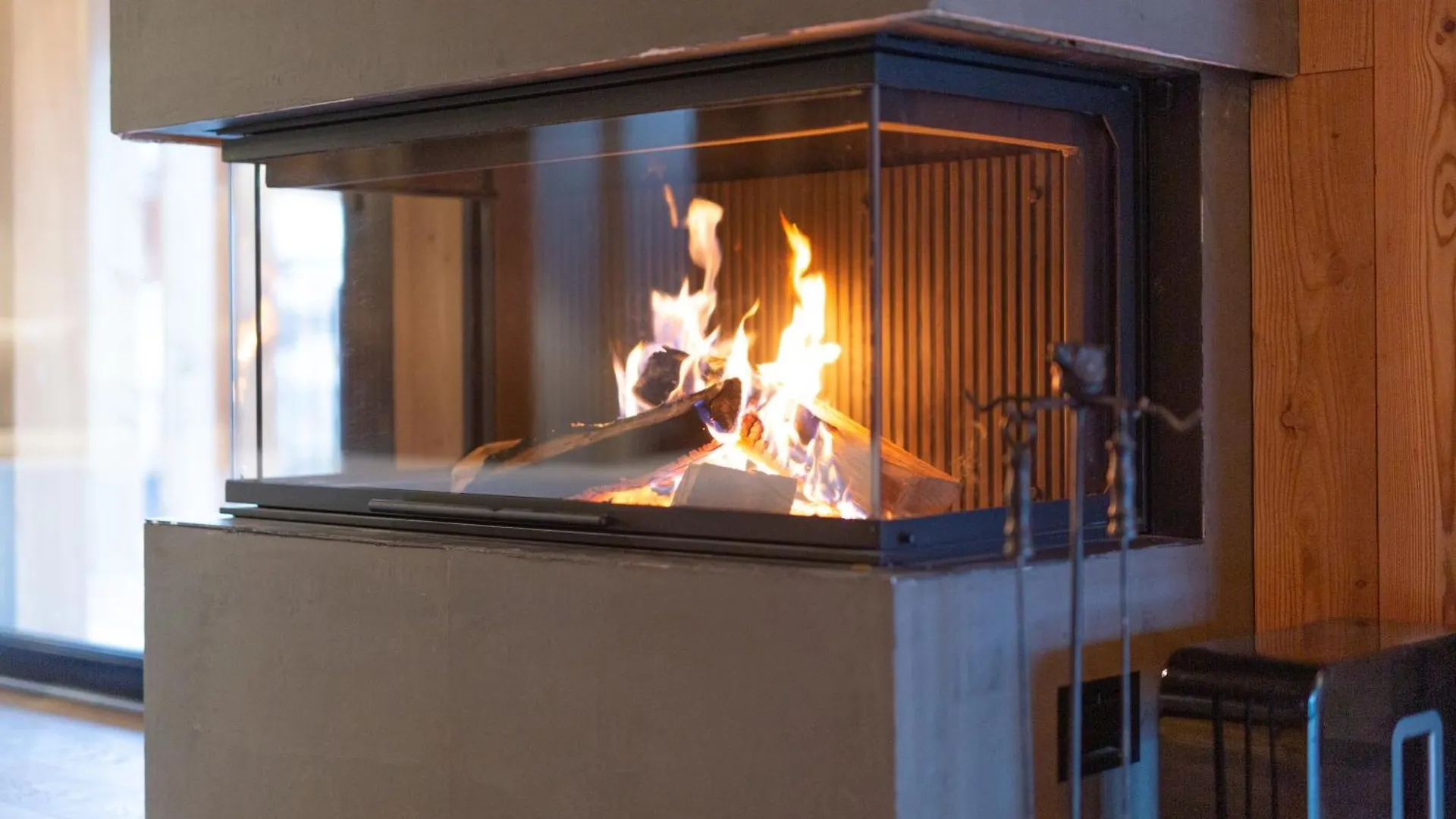 Chalet De 8 Chambres Megeve - 16 Personnes